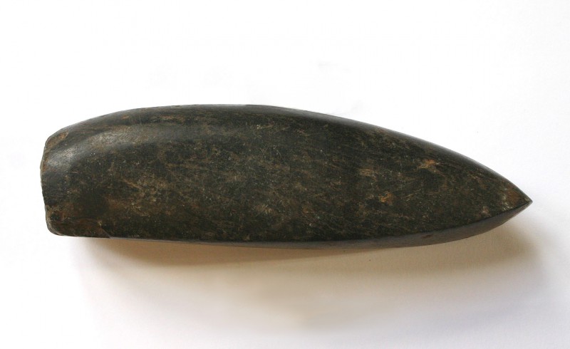 Hlazený kamenný klín